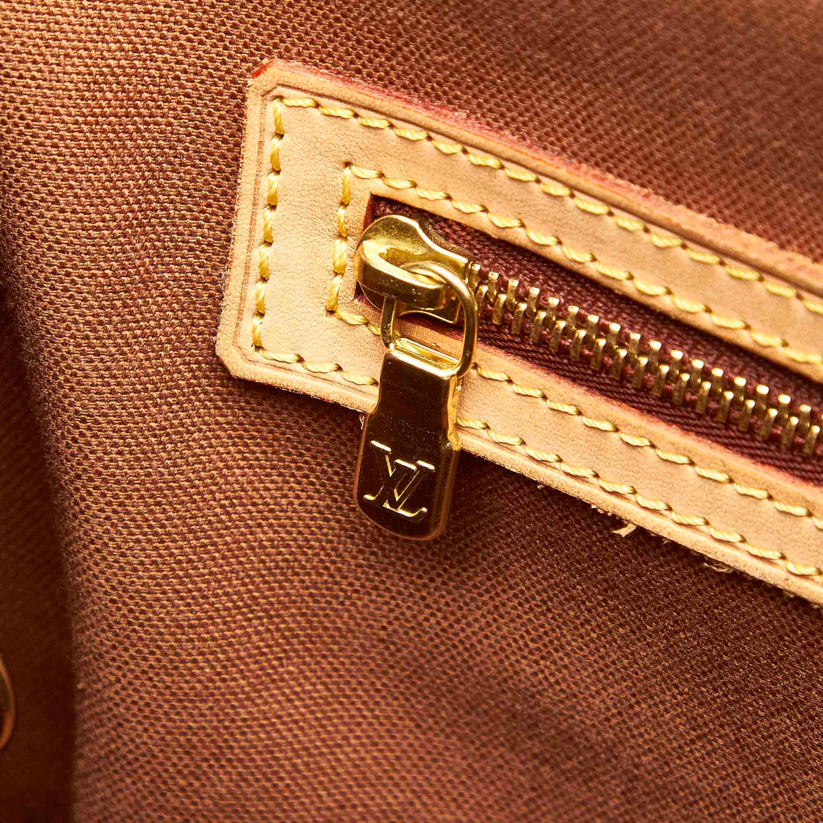 Louis-Vuitton Abbesses Brown Monogram with GHW