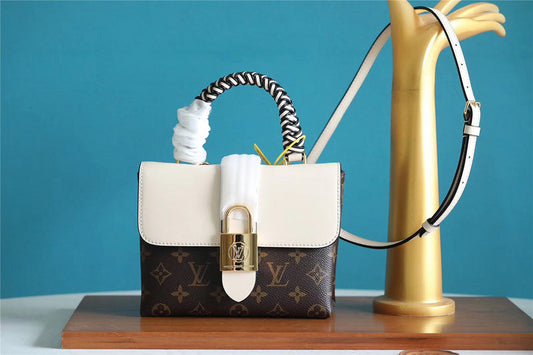 The Franco Shops - Louis Vuittons  - 7805