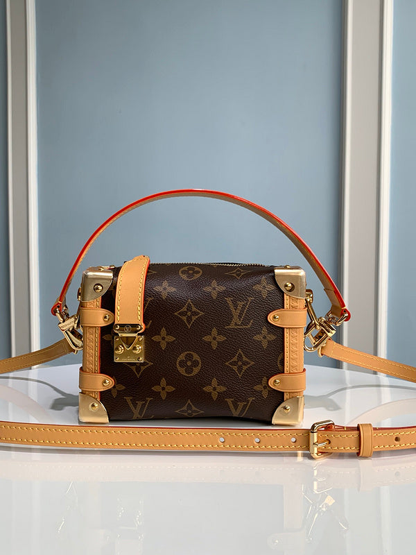 Franco Shops - Louis Vuittons  - 15404