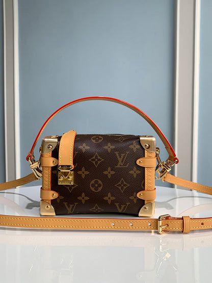 Franco Shops - Louis Vuittons  - 15404