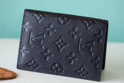 Franco Shops - Louis Vuittons  - 10734