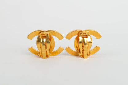 Boucles d'oreilles tourniquet Chanel