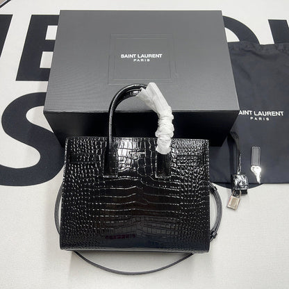 Yves Saint Laurent - Bags -