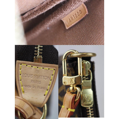 Rank A ｜   LV Monogram Pochette Accessoires ｜090501