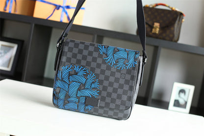 Franco Shops - Louis Vuittons  - 10411