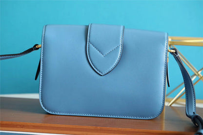 The Franco Shops - Louis Vuittons  - 7755