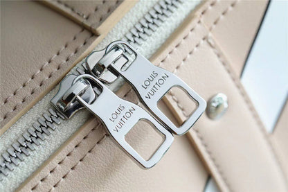 Franco Shops - Louis Vuittons  - 9432