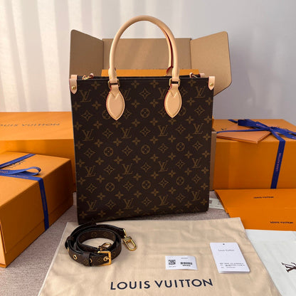 Franco Shops - Louis Vuittons  - 15835