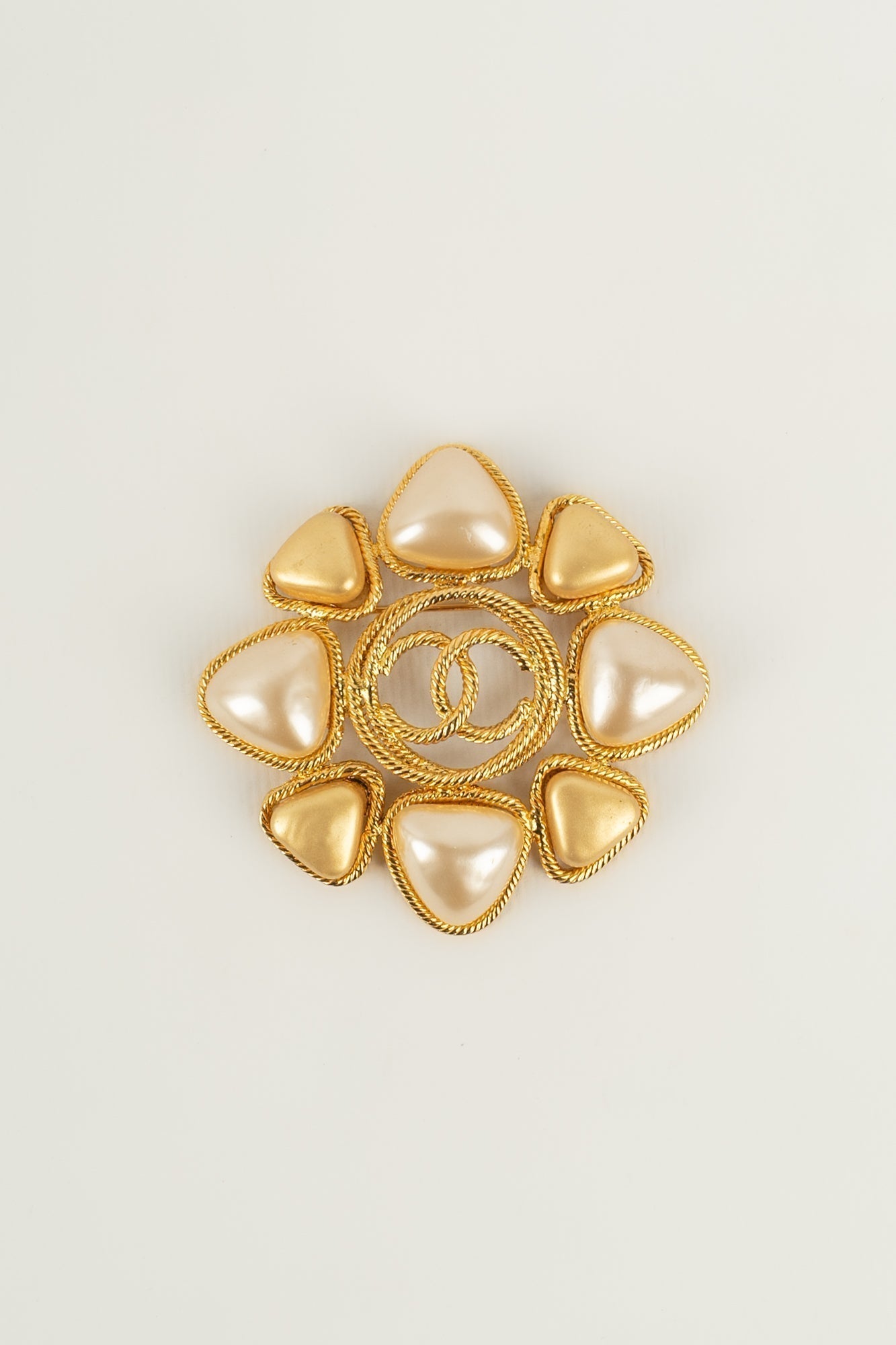 Broche Chanel s