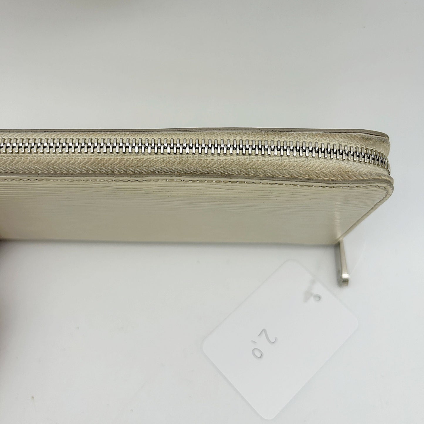 LOUIS VUITTON Epi Zippy Wallet Ivory lv8815ed