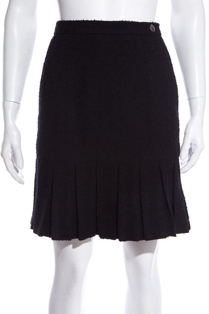 Chanel Black Tweed Pleated Bottom Skirt SZ 34