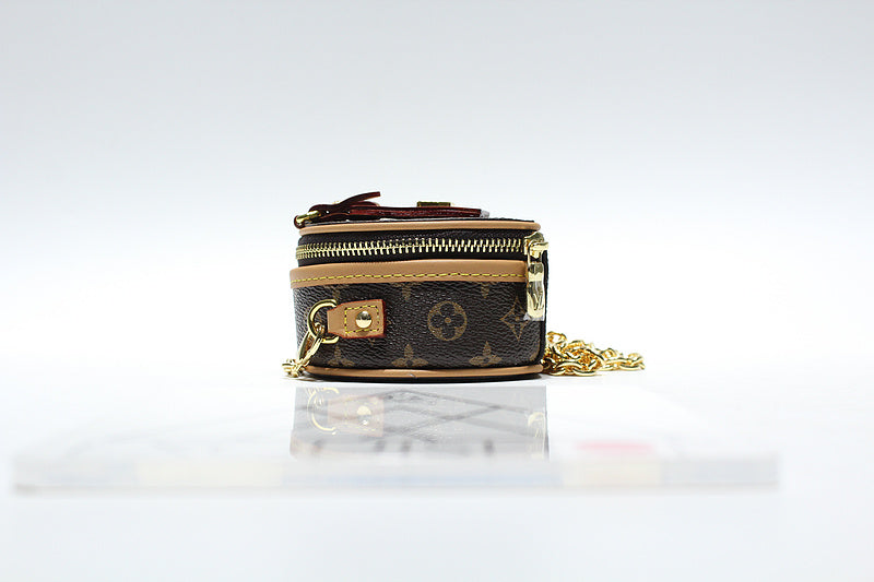 Franco Shops - Louis Vuittons  - 9396