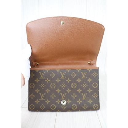 Rank AB   ｜ LV Monogram Bordeaux GM Shoulder Bag ｜082803