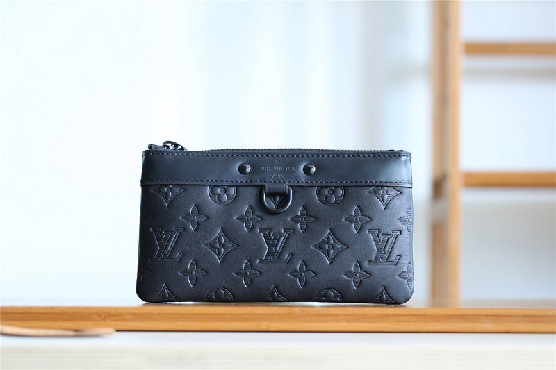 Franco Shops - Louis Vuittons  - 9262