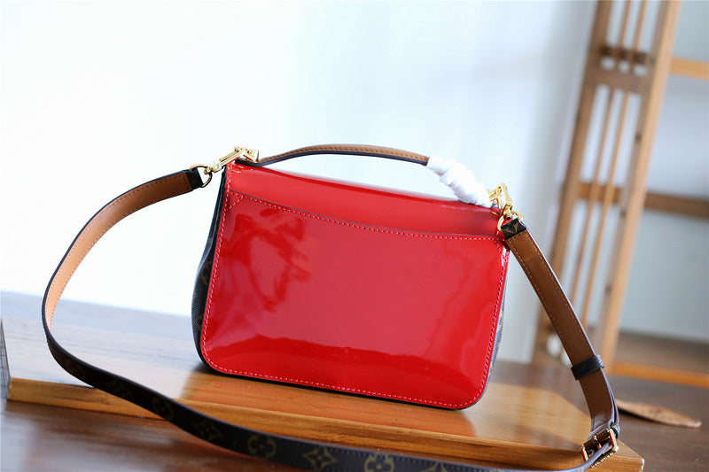 The Franco Shops - Louis Vuittons  - 7867