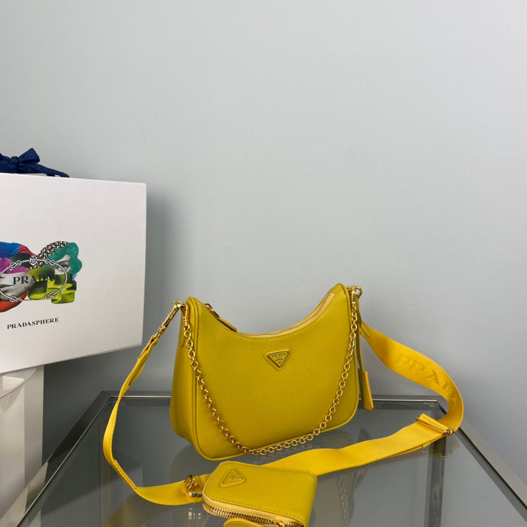 BOLSA Prada RE-EDITION SAFFIANO 2005