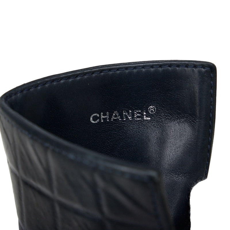Chanel Chocolate Bar Card Case  Leather Business card case in Fair condition