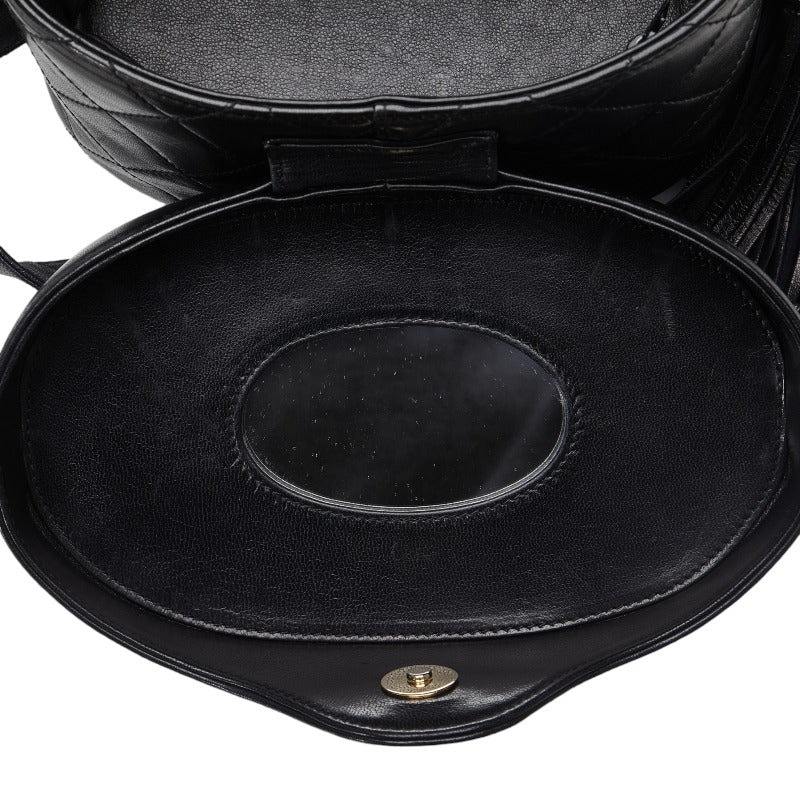 Chanel CC Tassel Quilted Leather Vanity Crossbody Bag Leather Crossbody Bag in Good condition
