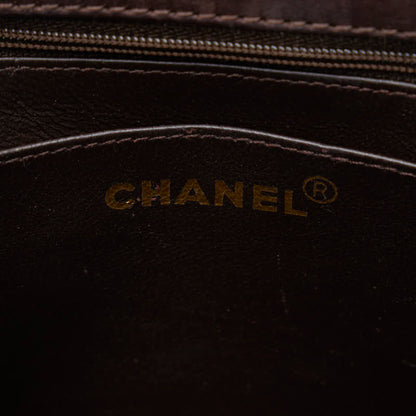 Chanel Quilted Leather Handbag Leather Handbag in Good condition