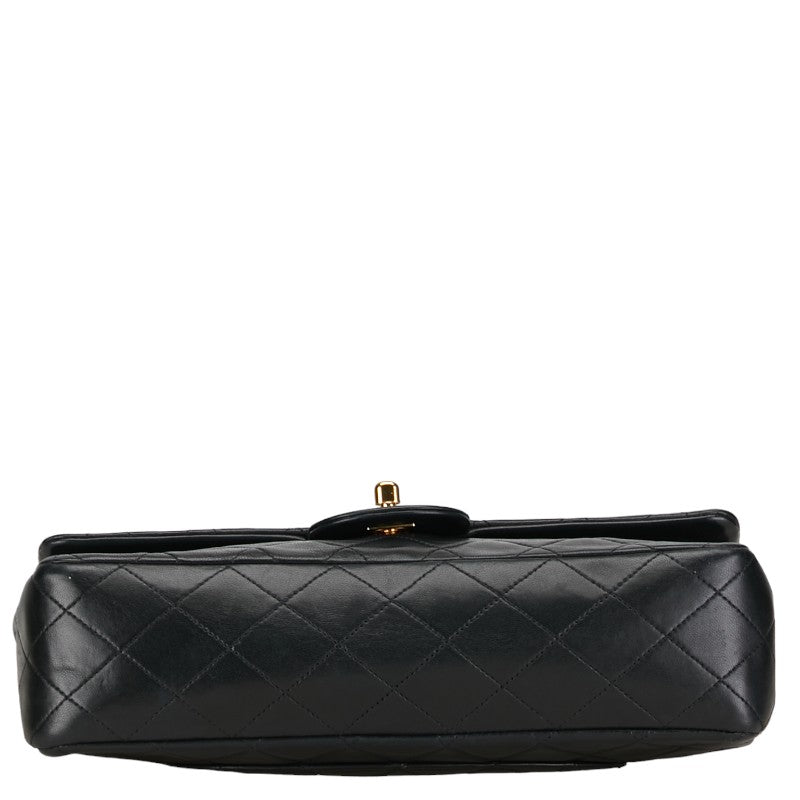 Chanel Medium Classic Double Flap Bag  Leather Shoulder Bag in Good condition