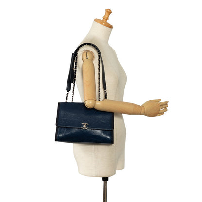 Chanel Quilted Leather Shoulder Bag Leather Shoulder Bag in Good condition