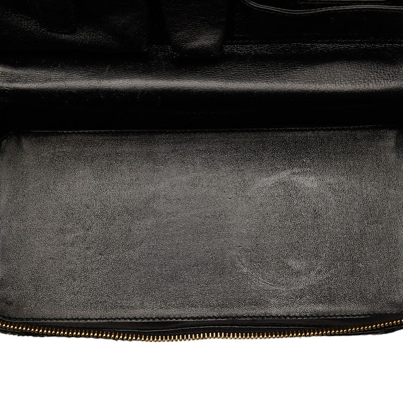 Chanel Quilted Leather Chain Vanity Bag Leather Vanity Bag in Good condition