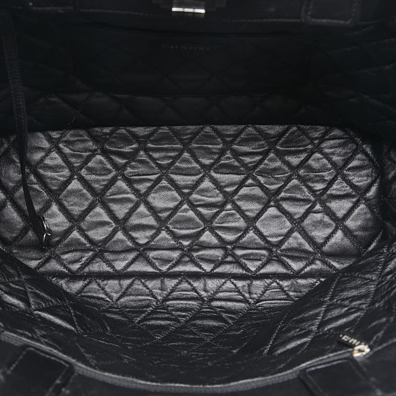 Chanel Reissue Quilted Caviar Chain Tote Bag Leather Tote Bag in Good condition