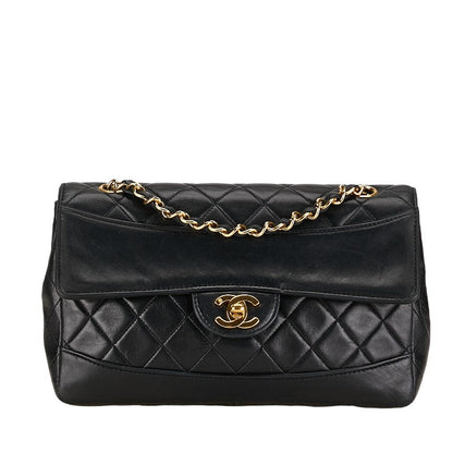 Chanel CC Timeless Flap Bag  Leather Shoulder Bag in Good condition