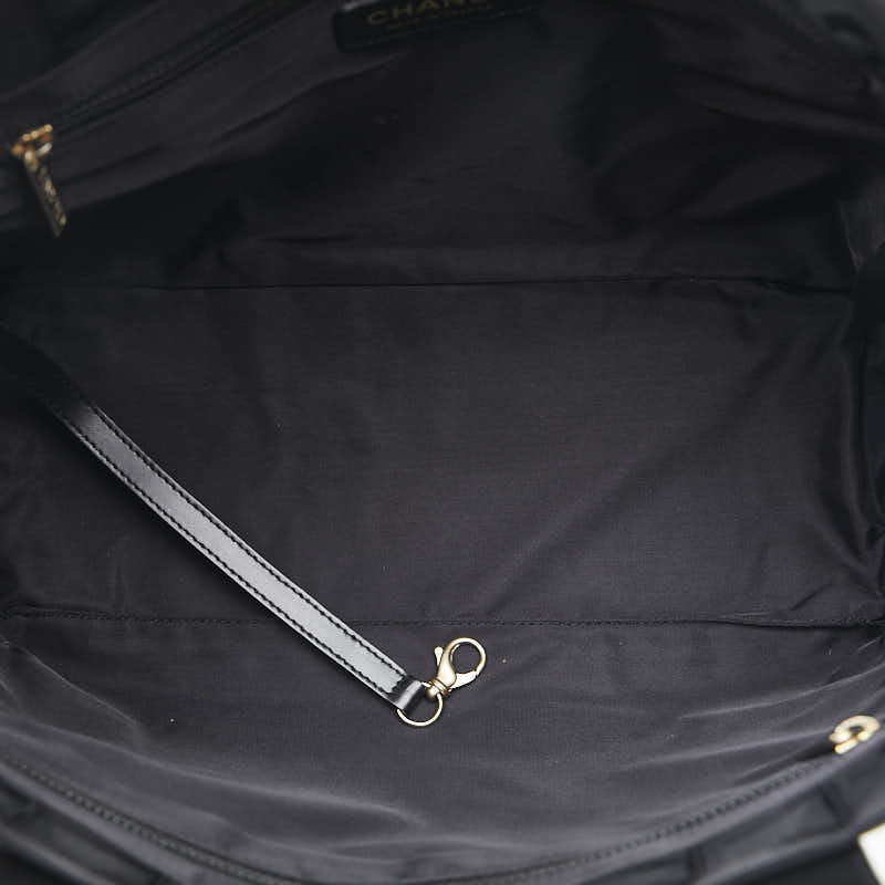 Chanel New Travel Line Tote Bag Canvas Tote Bag in Good condition