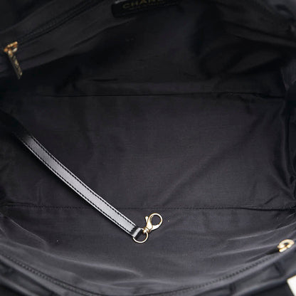 Chanel New Travel Line Tote Bag Canvas Tote Bag in Good condition