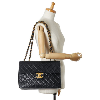 Chanel Maxi Classic Single Flap Bag Leather Shoulder Bag in Good condition