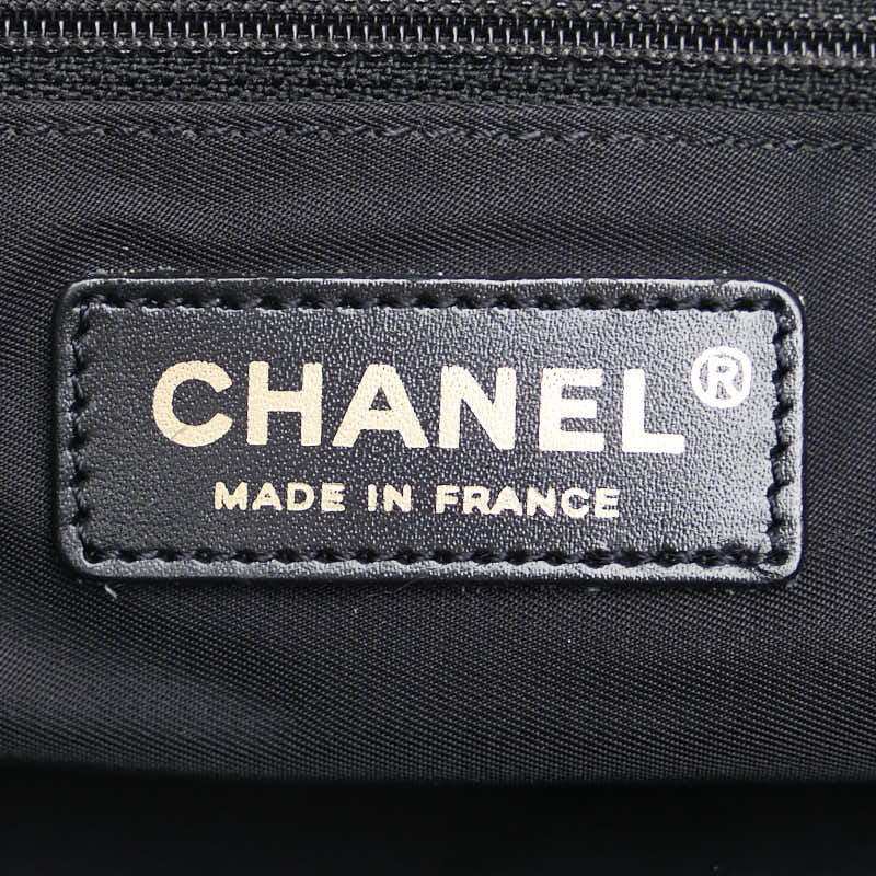 Chanel New Travel Line Tote  Canvas Tote Bag in Good condition