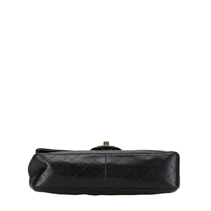 Chanel CC Quilted Leather Chain Flap Bag Leather Shoulder Bag in Good condition