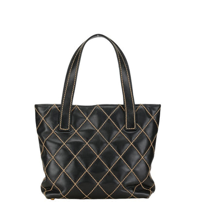 Chanel Wild Stitch Leather Handbag Leather Handbag in Good condition