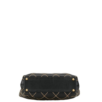 Chanel Wild Stitch Leather Handbag Leather Handbag in Good condition