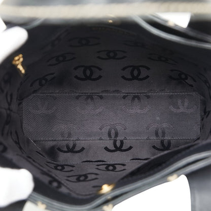 Chanel Wild Stitch Leather Handbag Leather Handbag in Good condition