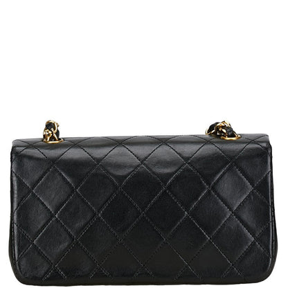 Chanel CC Quilted Leather Full Flap Bag Leather Shoulder Bag in Good condition
