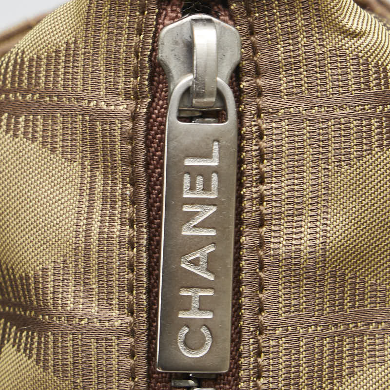 Chanel New Travel Line Tote Bag Canvas Tote Bag in Good condition