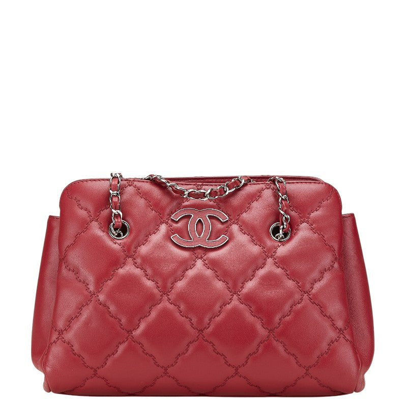 Chanel Hamptons Ultra Stitch Calf Shoulder Bag