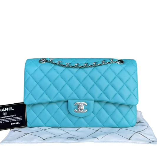 *Un* Chanel Classic Flap Medium - 25CM Quilted Lambskin Blue Silver Hardware Series 19