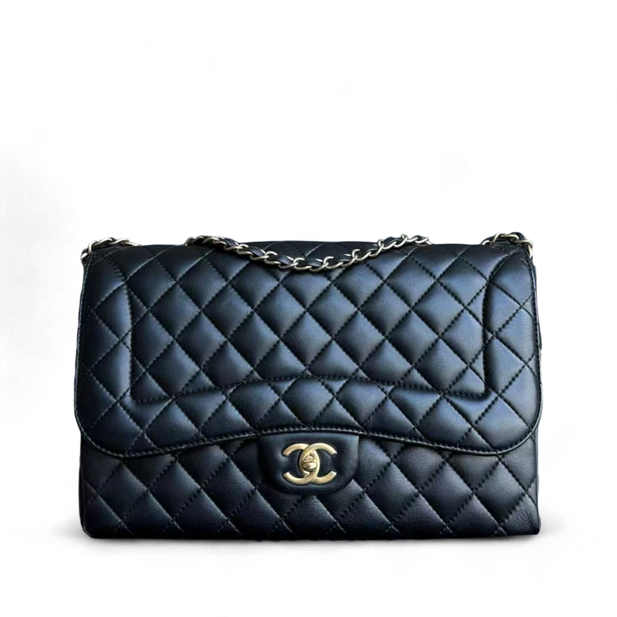 Chanel Chic Flap Jumbo 30CM Quilted Lambskin Black Golden Hardware Series 21