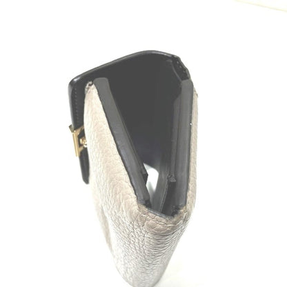 LOUIS VUITTON Capucines Wallet