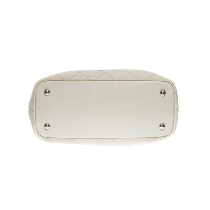 CHANEL Amazing Shopping Tote bag in White Caviar quilted leather, SHW
