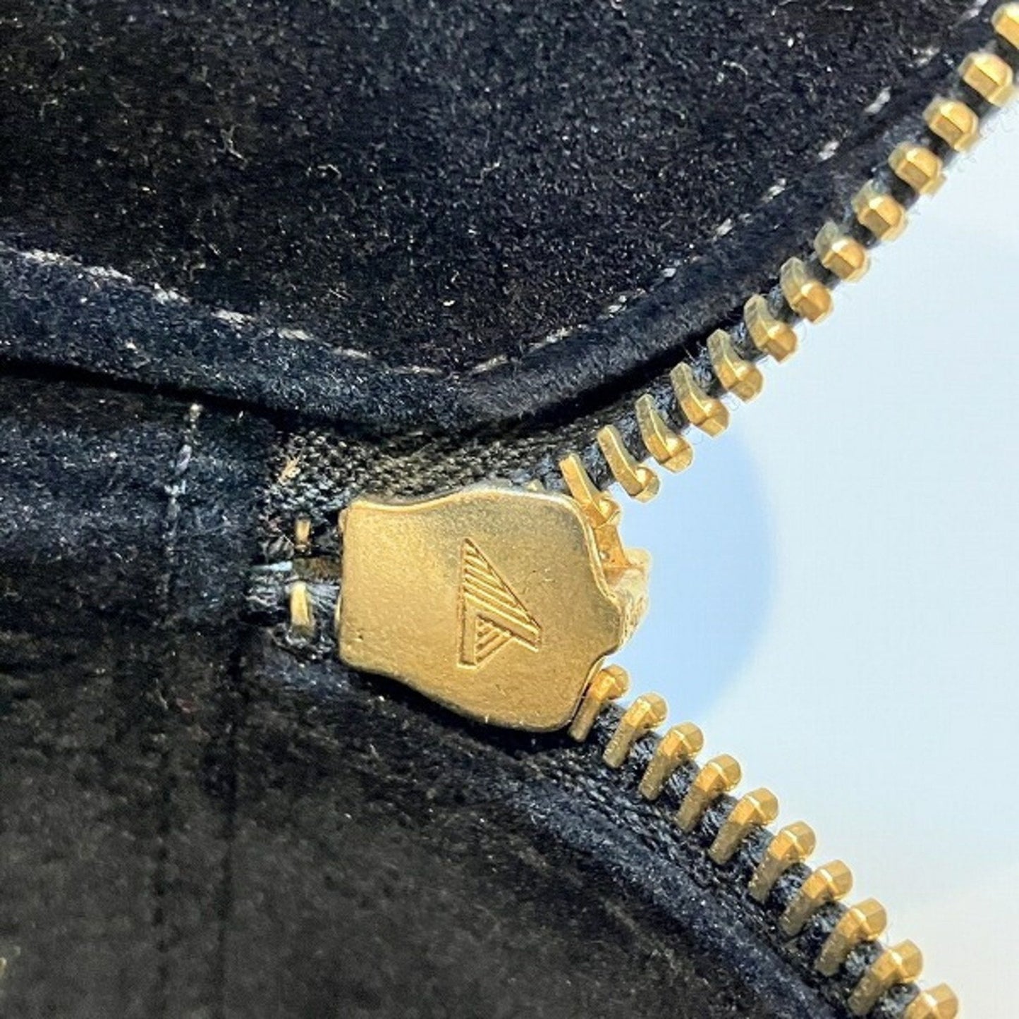 Chanel Logo CC