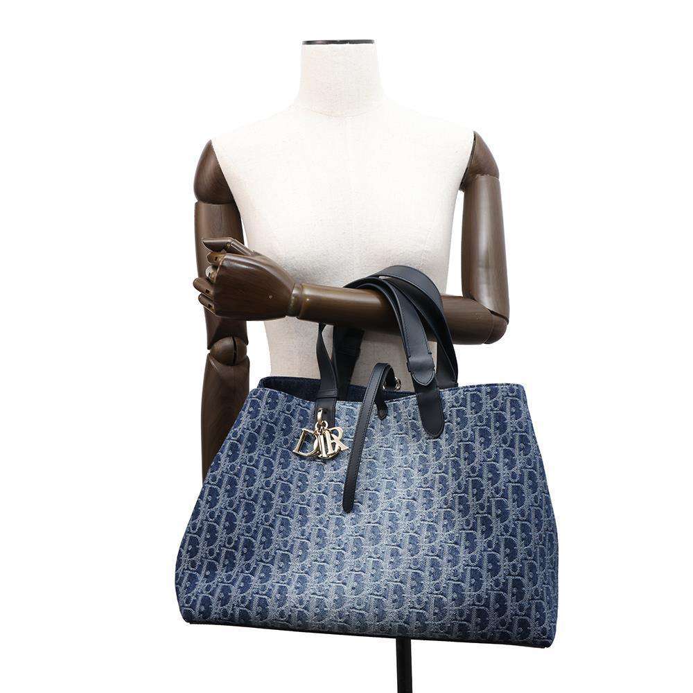 Dior Oblique Tote Bag by Jules BlueM2820ODCE_M49E Denim Size Large