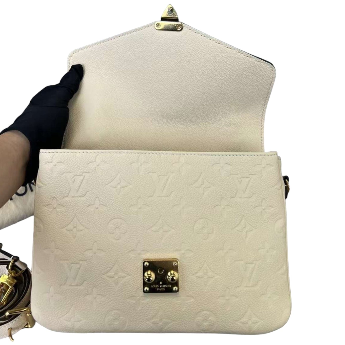 Louis-Vuitton Pochette Metis Empreinte White GHW