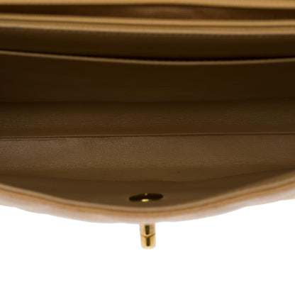 CHANEL Amazing vintage Briefcase in beige caviar leather, GHW