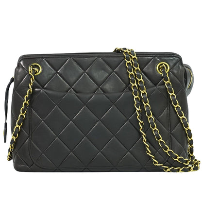 Chanel Shopping