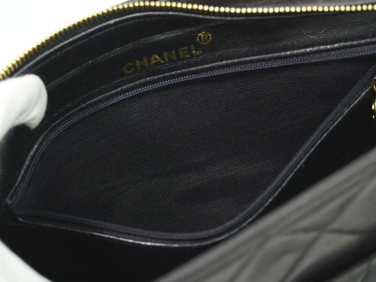 Chanel Shopping