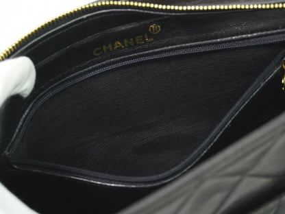 Chanel Shopping